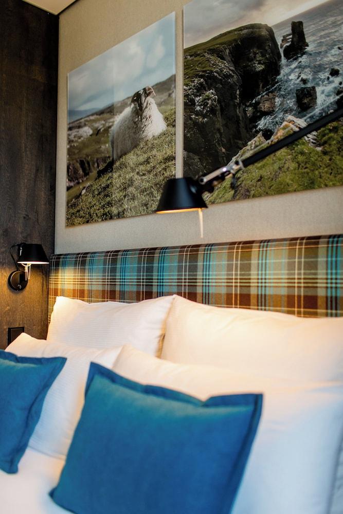 Motel One Edinburgh - Royal - Room