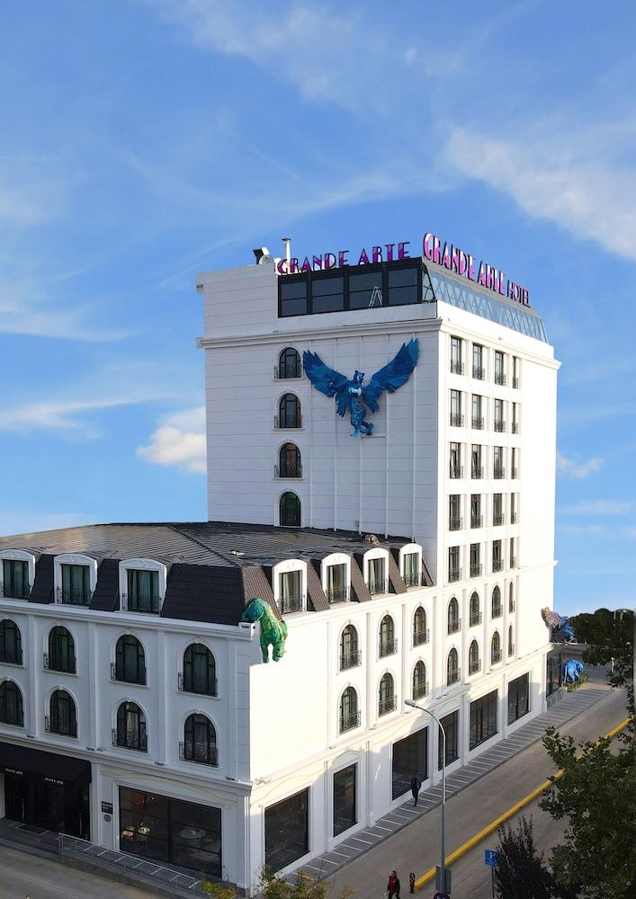Grande Arte Hotel - Featured Image