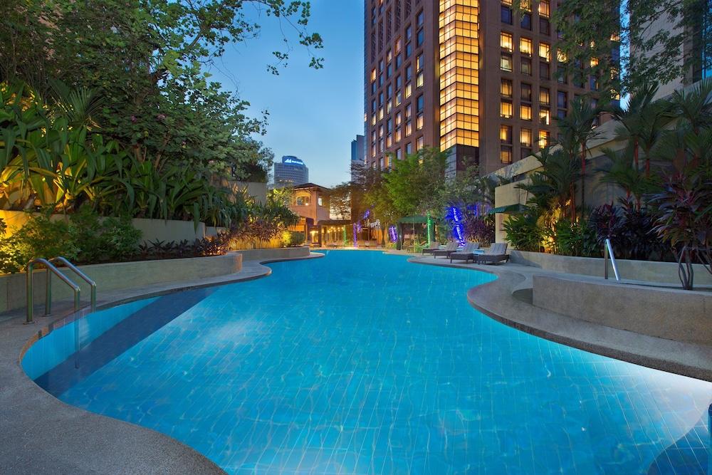 Sheraton Imperial Kuala Lumpur Hotel - Outdoor Pool