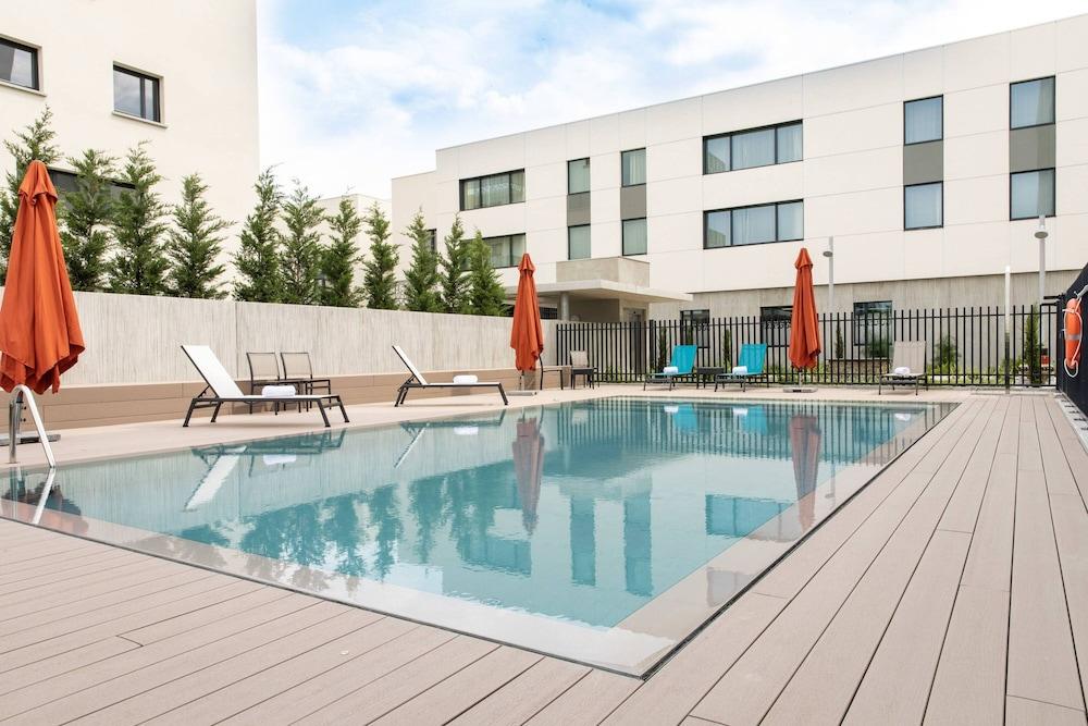 Residence Inn by Marriott Toulouse-Blagnac - Pool
