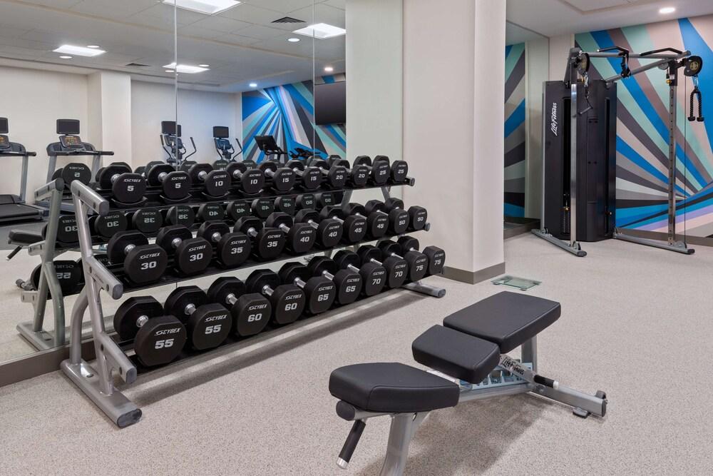 Hilton Garden Inn Charlotte Uptown - Fitness Facility