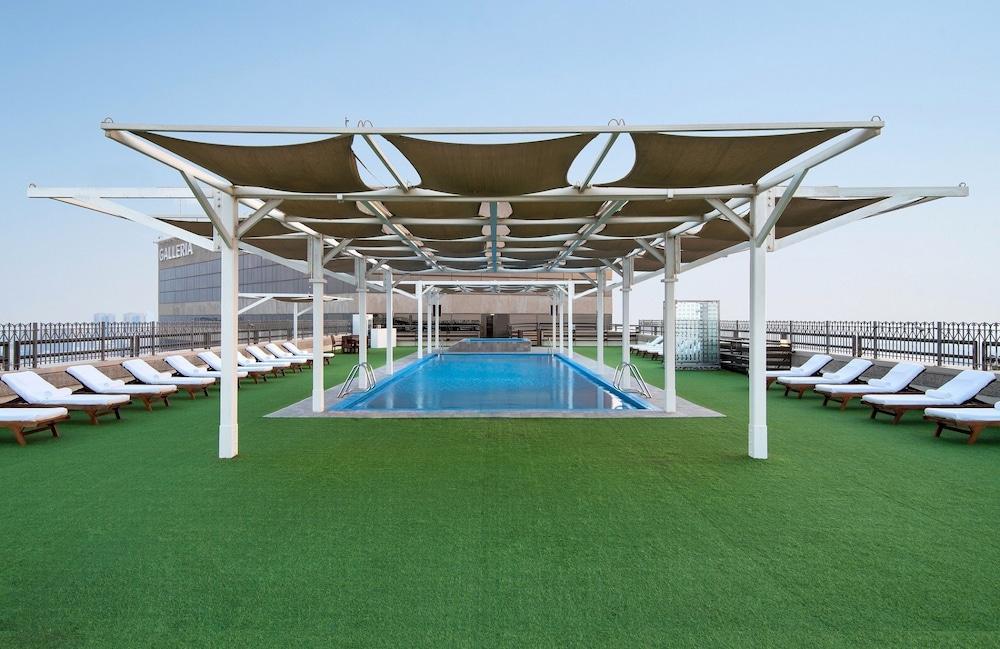 Hyatt Regency Galleria Residence Dubai - Pool