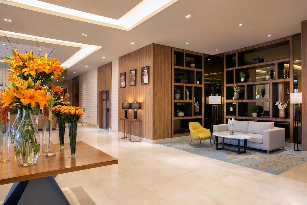 Hilton Garden Inn Riyadh Financial District - Lobby