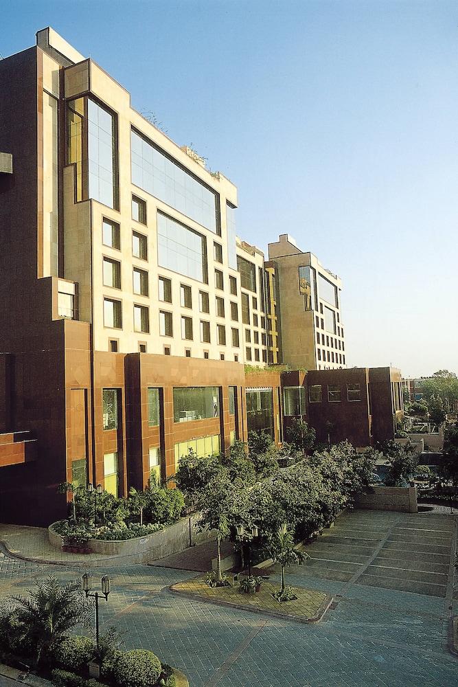 Sheraton New Delhi Hotel - Exterior