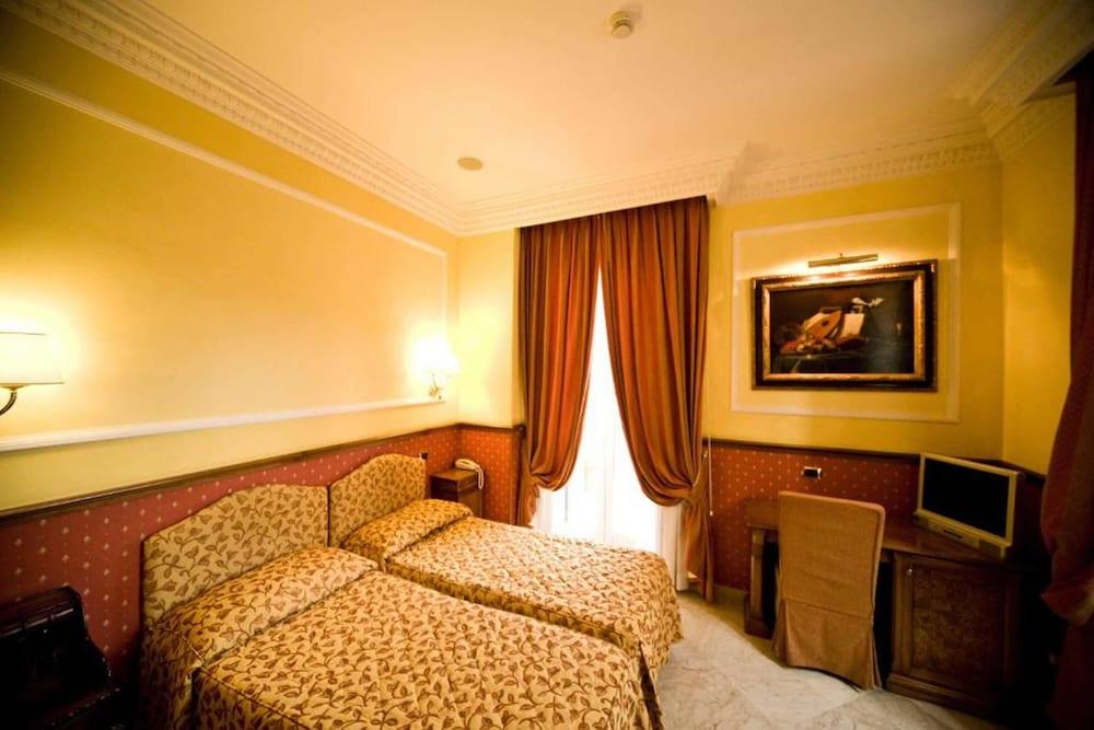 Hotel Donatello - Room
