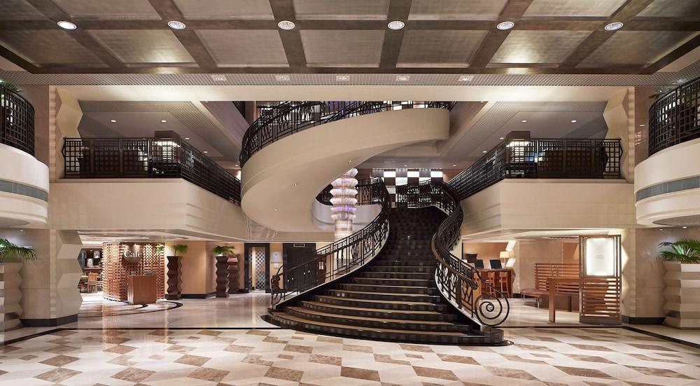 Sheraton Hong Kong Hotel & Towers - Lobby