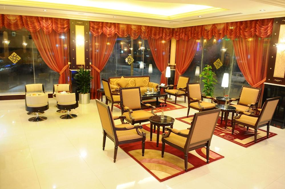 Golden House Dammam - Lobby Sitting Area