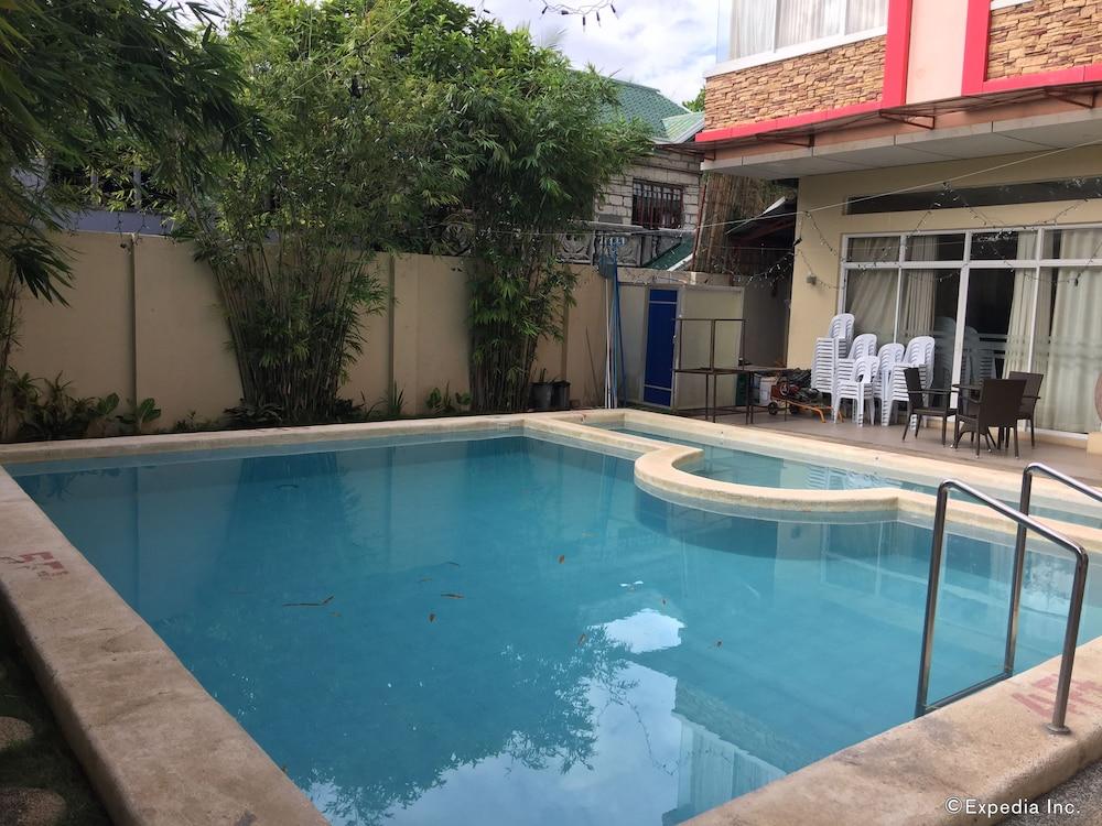 Arabelle Suites - Outdoor Pool