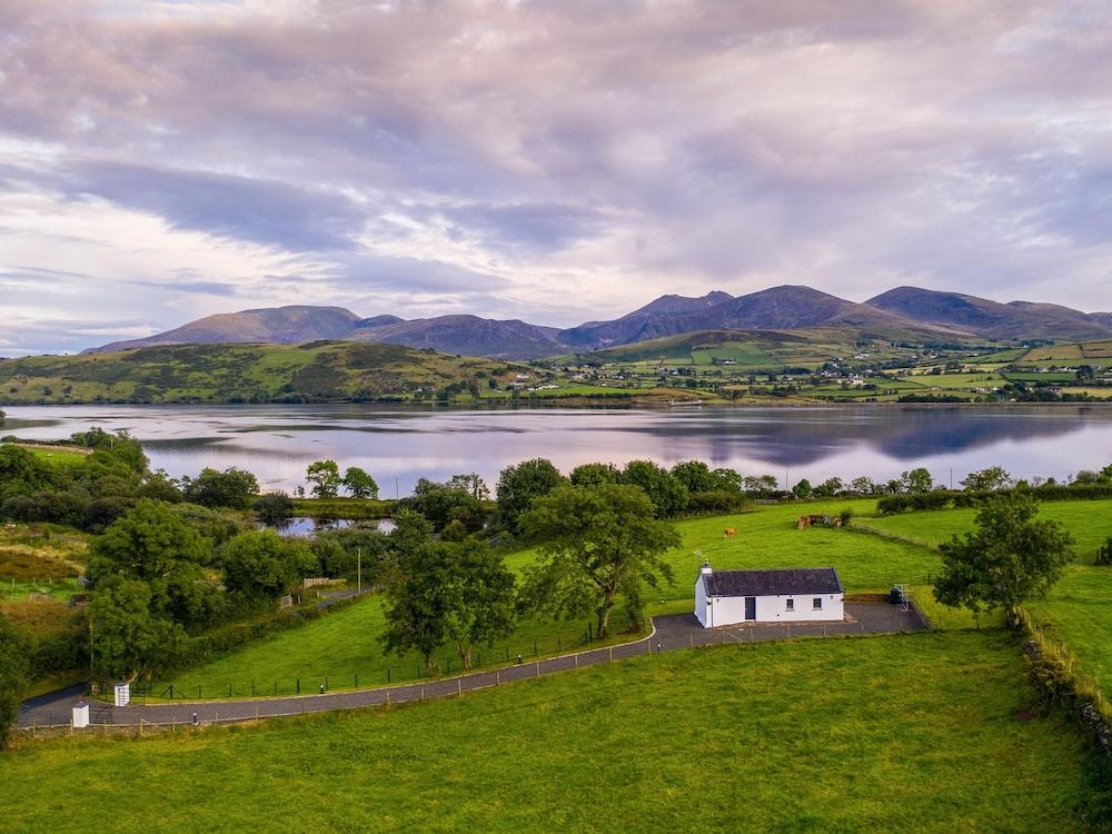 Lough Island Reavy Cottage - Featured Image