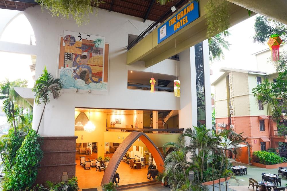 Neelam's The Grand Hotel Goa - Lobby