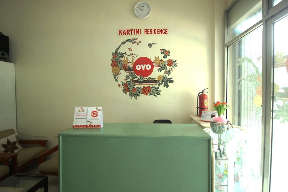 OYO 1448 Kartini Residence Syariah - Reception