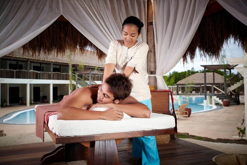 Bluewater Panglao Beach Resort - Massage