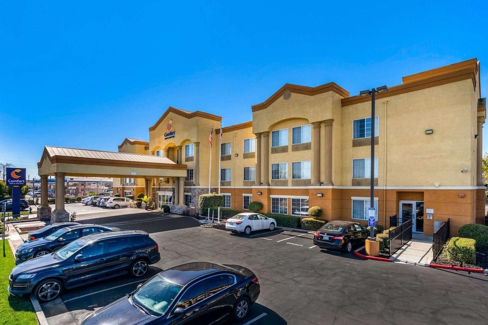 Comfort Inn & Suites Sacramento - University Area - Featured Image