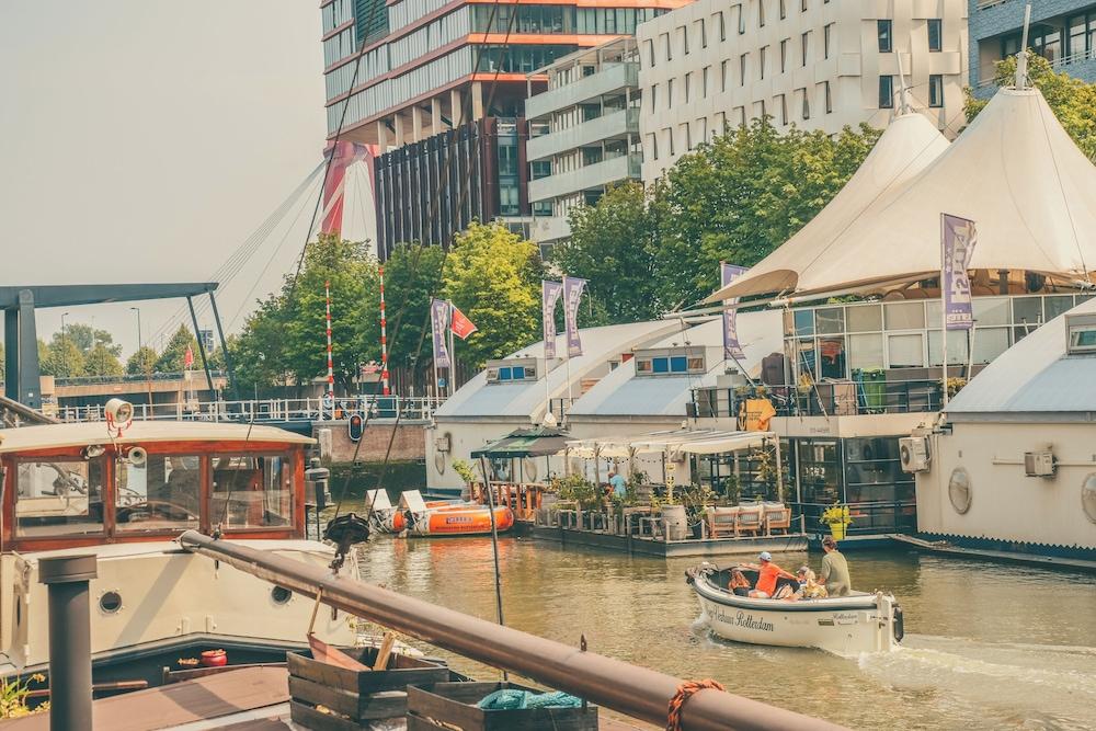 H2OTEL Rotterdam - Featured Image