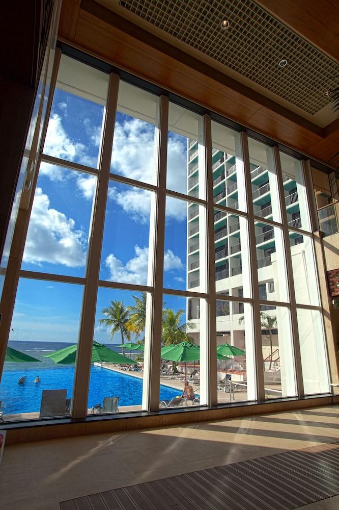 Guam Reef Hotel - Lobby