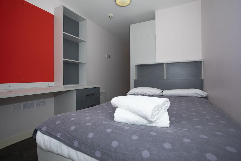 Beaverbank Place - Campus Accommodation - Featured Image