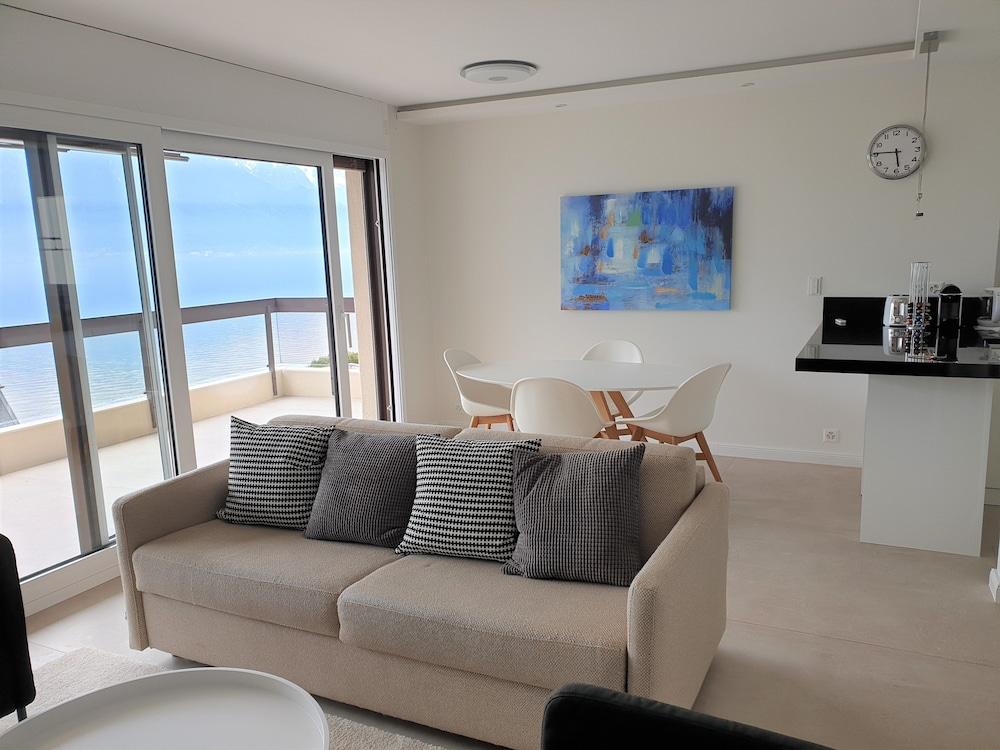 Montreux Elite 2 Bedroom Apartment - Featured Image