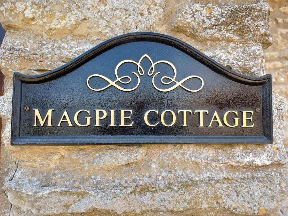 Magpie Cottage - Interior