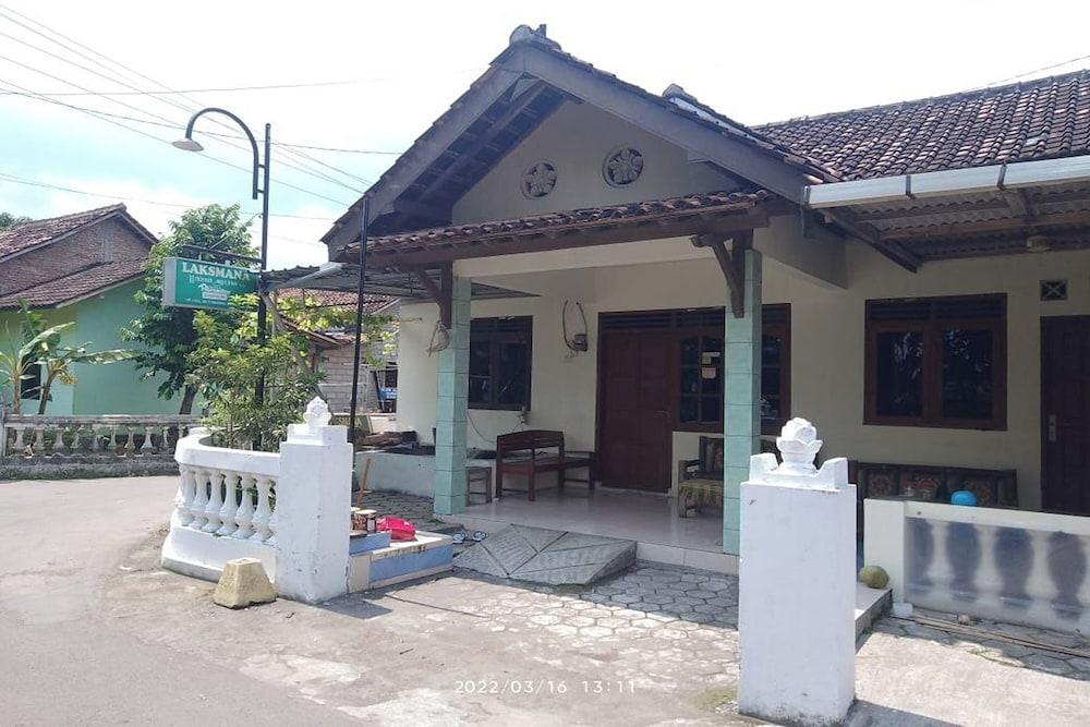 Homestay Damandiri Prambanan Syariah - Featured Image