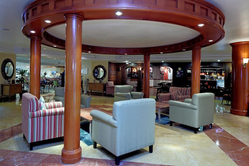 Holiday Inn Al Khobar, an IHG Hotel - Lobby Lounge