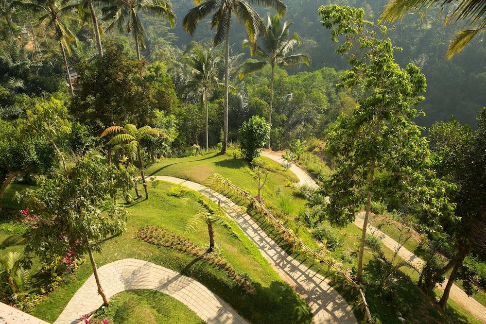 Padma Resort Ubud - Property Grounds