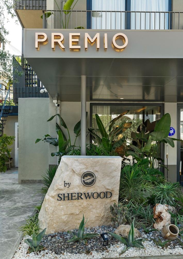 Sherwood Premio Hotel - Interior Entrance