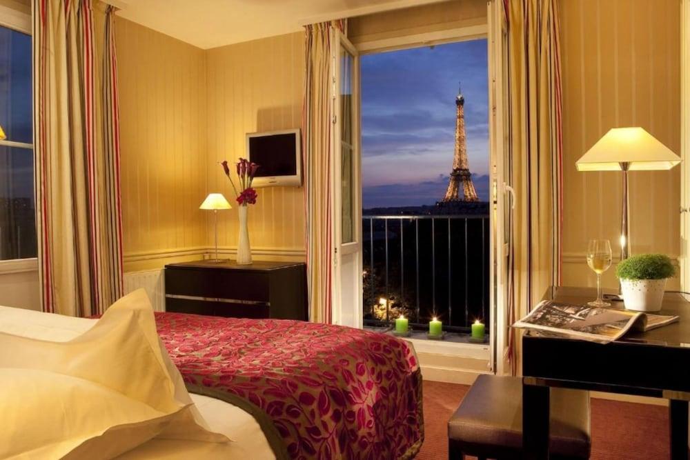 Hotel Duquesne Eiffel - Featured Image