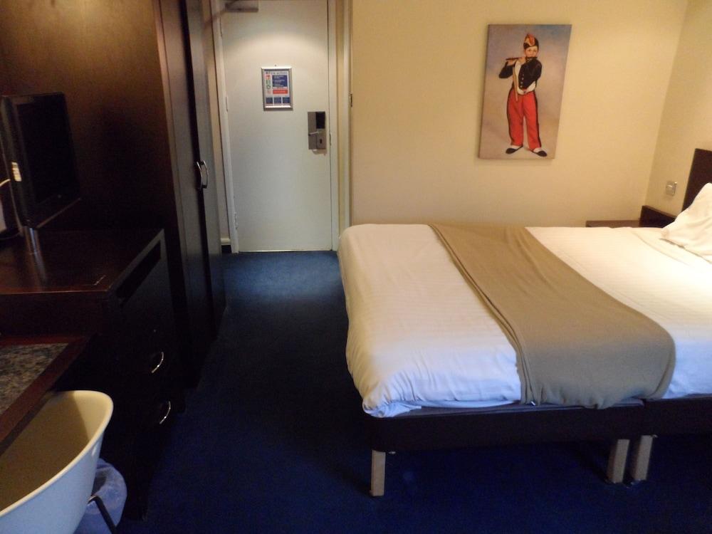 Britannia Hotel Edinburgh - Room