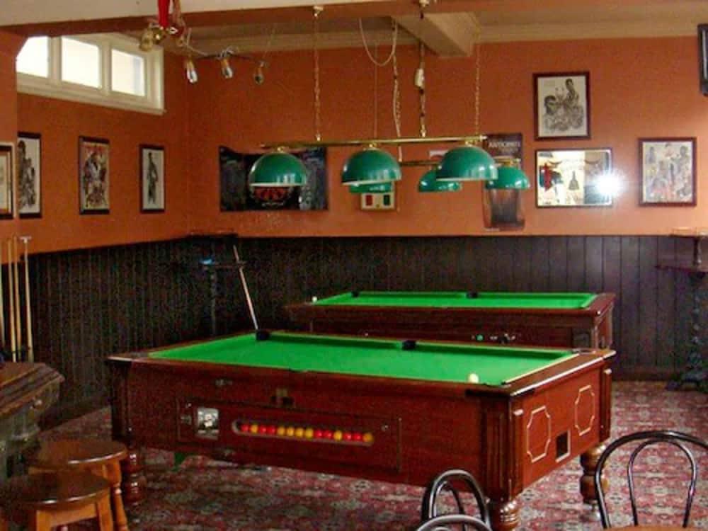 Forest Gate Hotel - Game Room