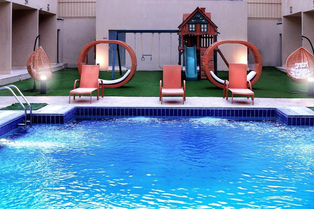فندق تايم بيتش فيلاز - Outdoor Pool