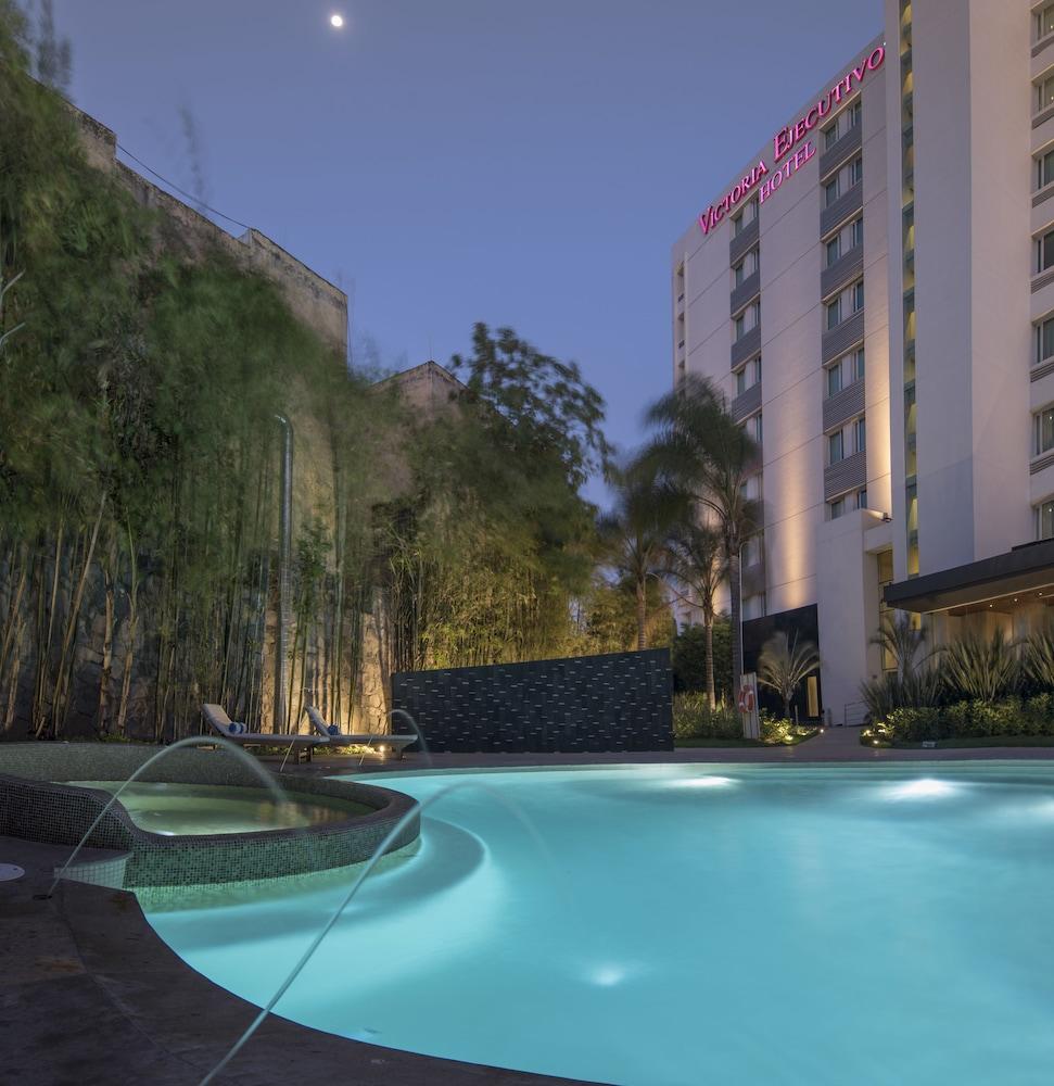 Hotel Victoria Ejecutivo - Outdoor Pool