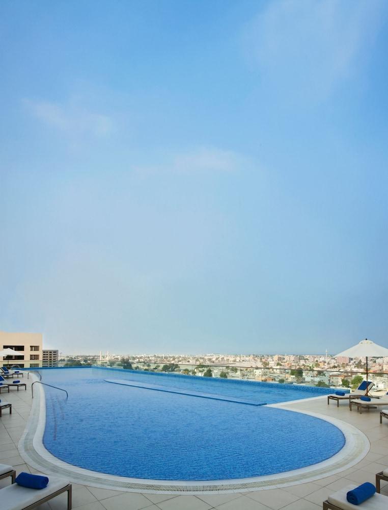 فندق القصر دبي - Outdoor Pool