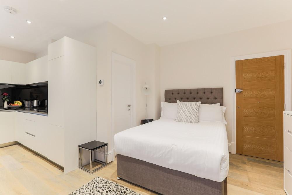 Leicester Square One - Room