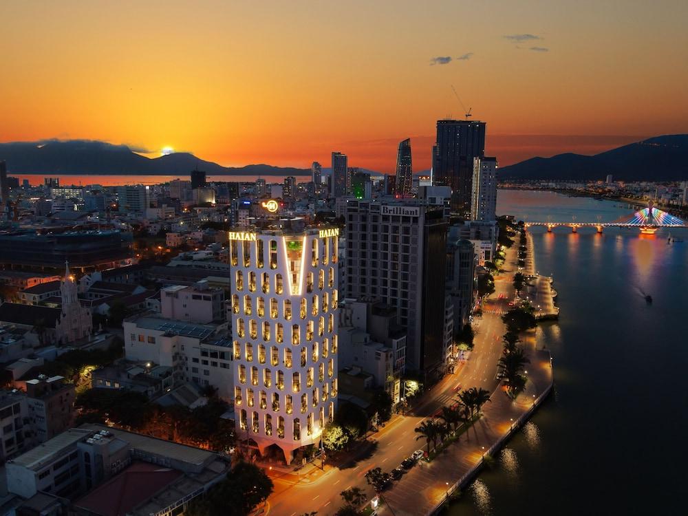 Haian Riverfront Hotel Da Nang - Featured Image