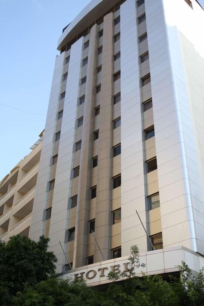 Grand Hotel Beirut - Exterior