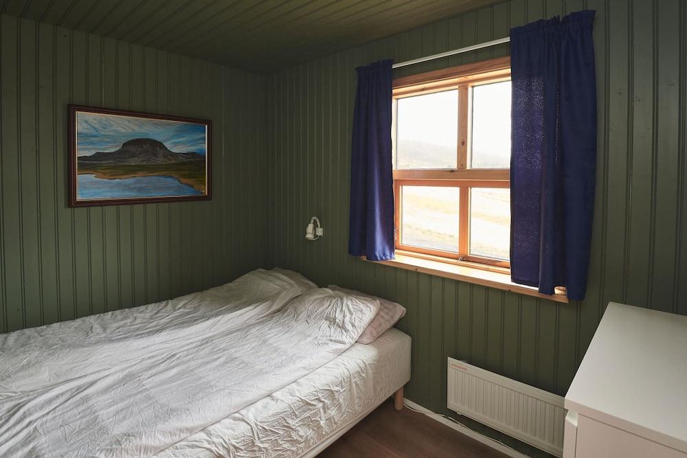 Geysir Cabin - Next to Geysir & Gullfoss - Room