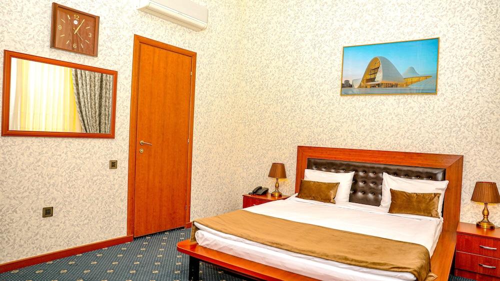Du Port Hotel - Room