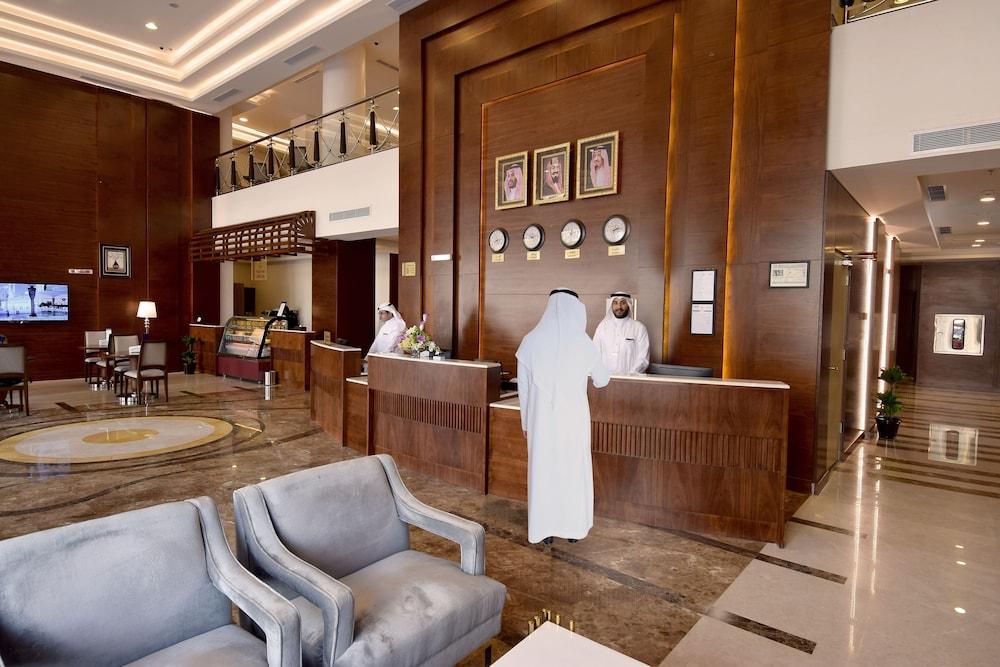 Zaha Al Munawara Hotel - Reception