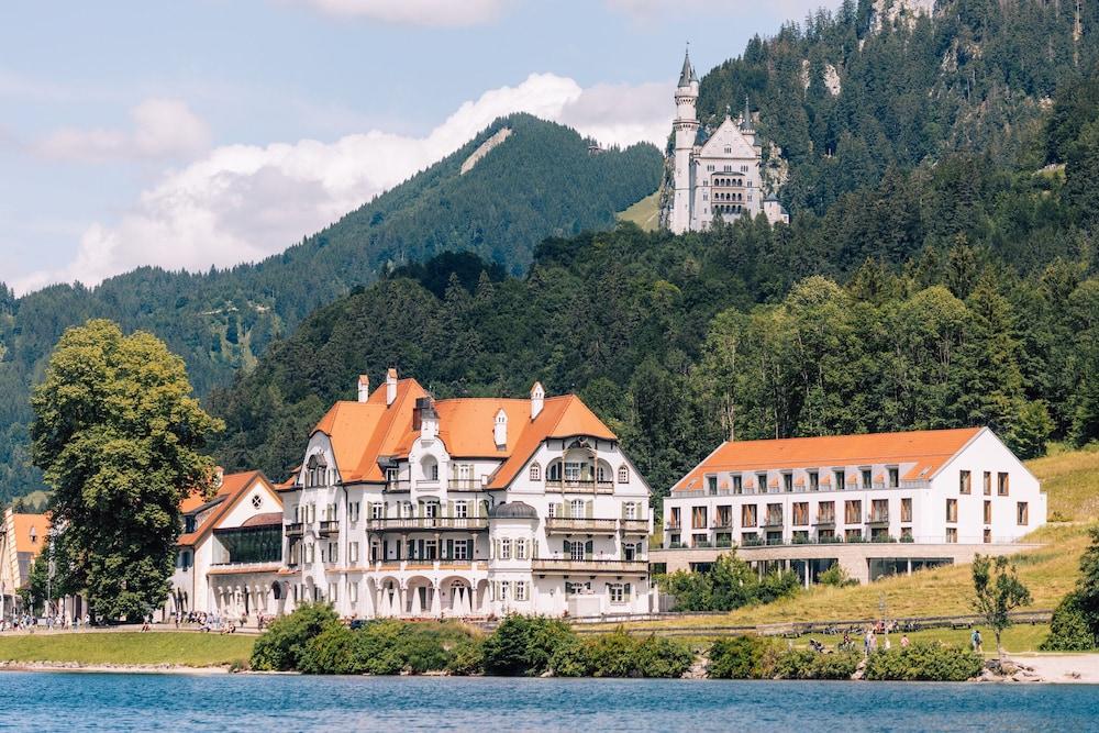 AMERON Neuschwanstein Alpsee Resort & Spa - Featured Image