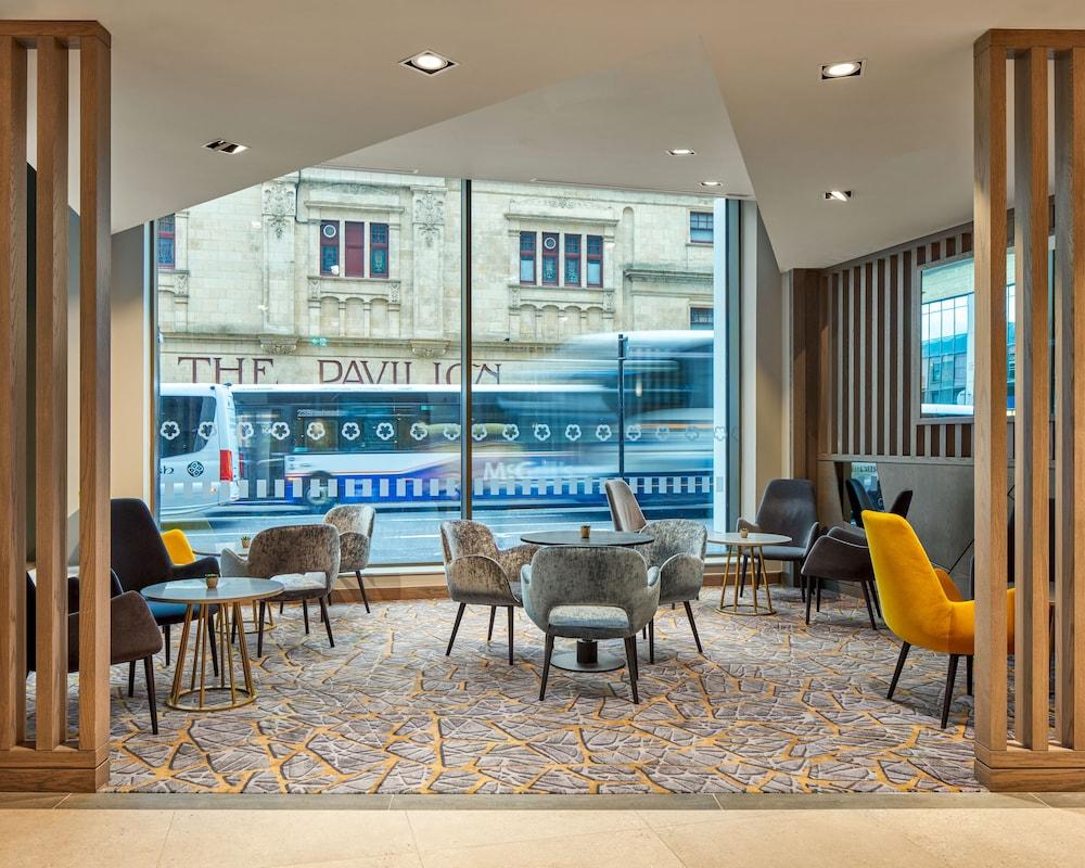 Maldron Hotel Glasgow City - Lobby Sitting Area