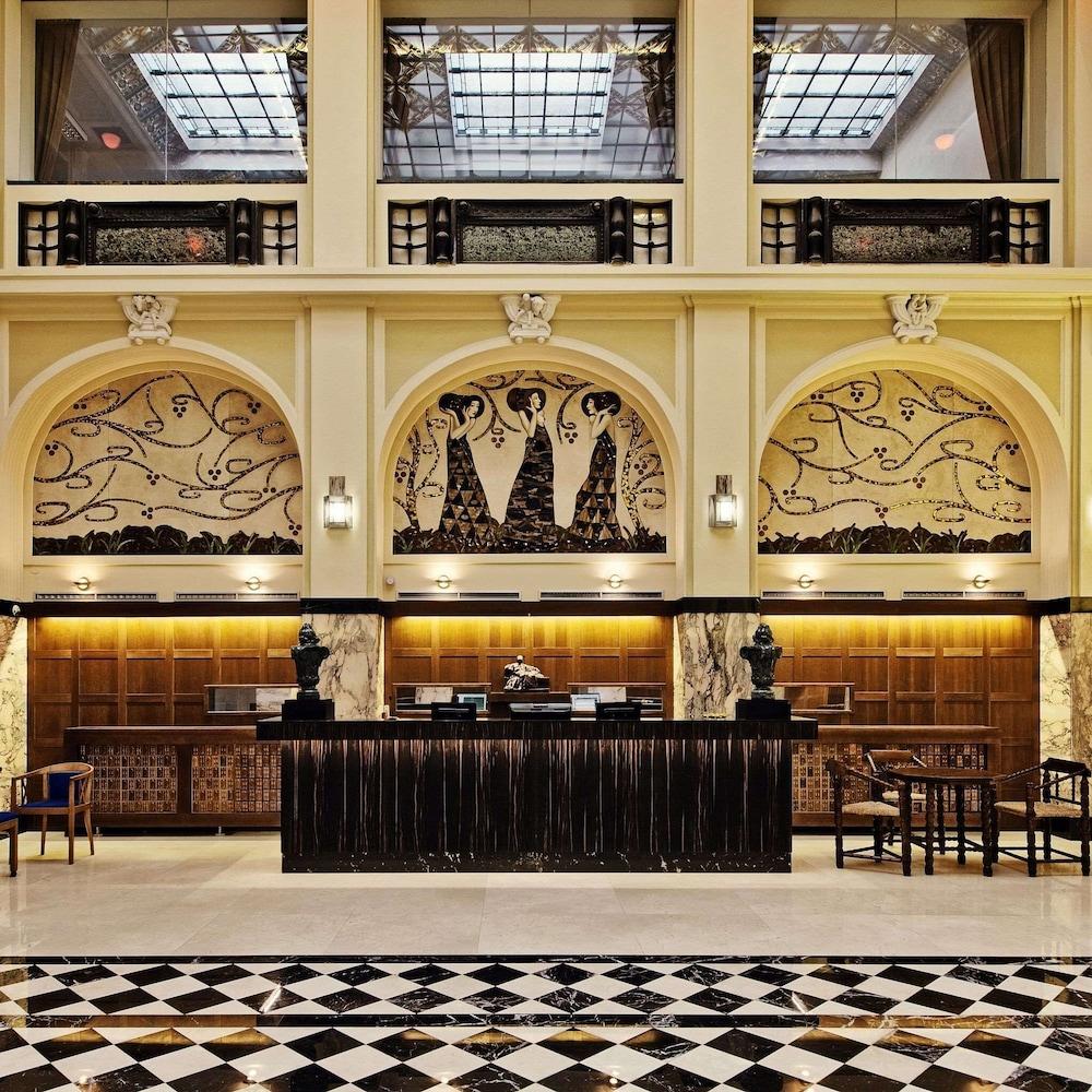 Grandezza Hotel Luxury Palace - Lobby