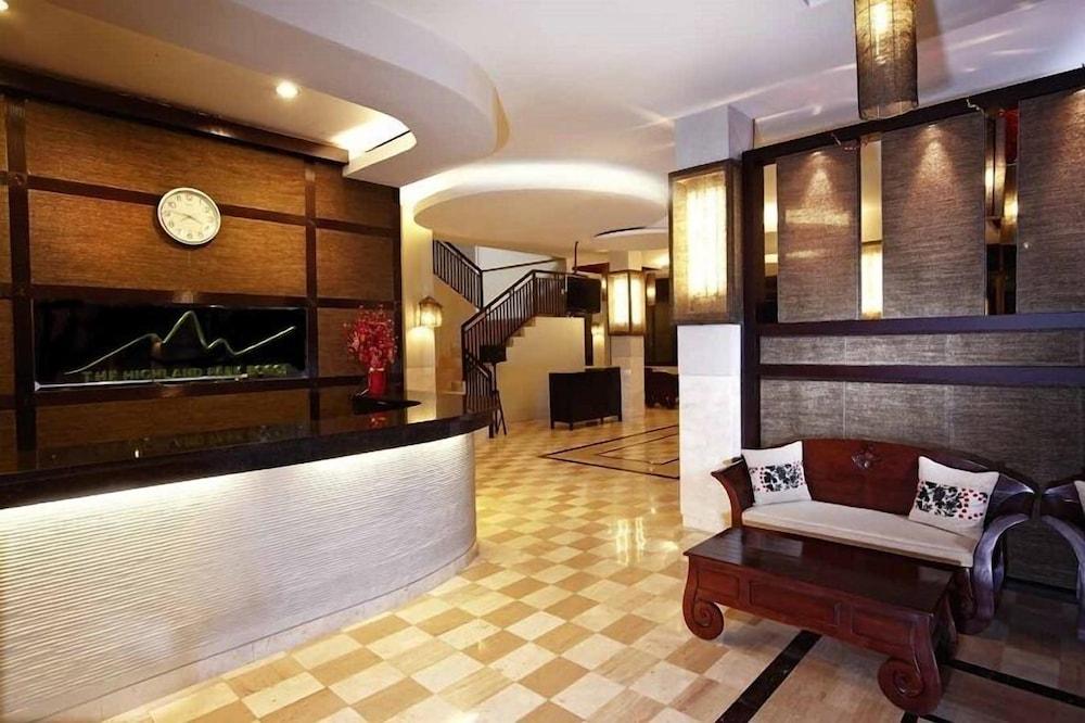The Highland Park Resort Hotel Bogor - Lobby