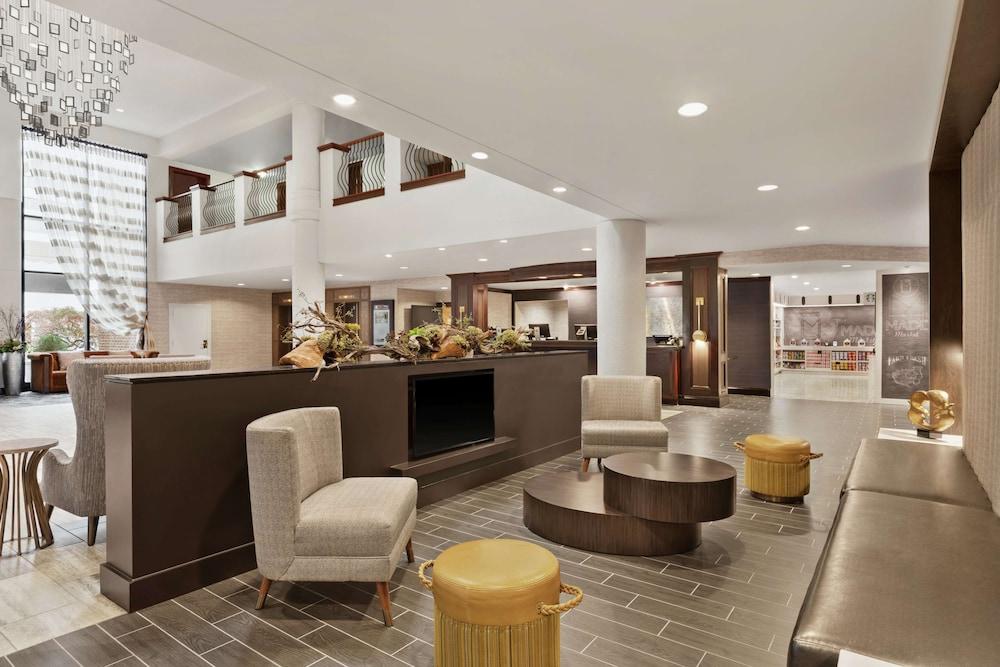 Doubletree by Hilton McLean Tysons - Featured Image