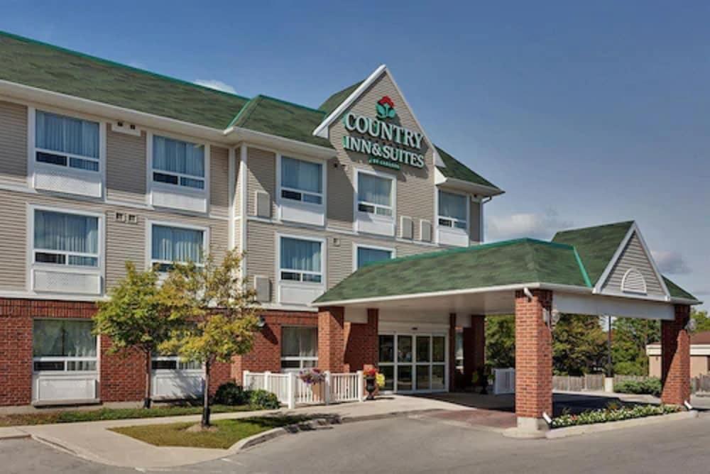 Country Inn & Suites by Radisson, London South, ON - Featured Image