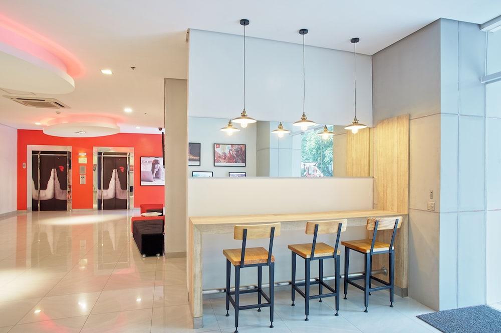 Red Planet Ortigas - Reception Hall