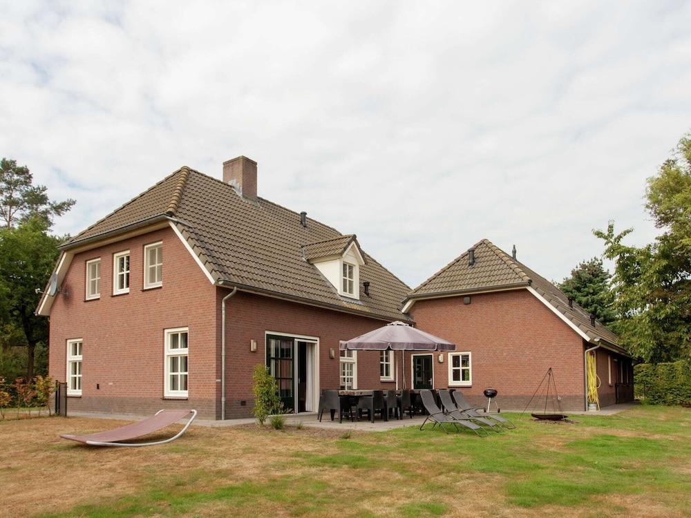 Stylish Holiday Home in Leende With Terrace - Featured Image