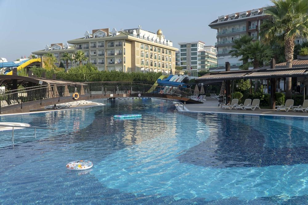 Adalya Ocean Hotel - All Inclusive - Outdoor Pool