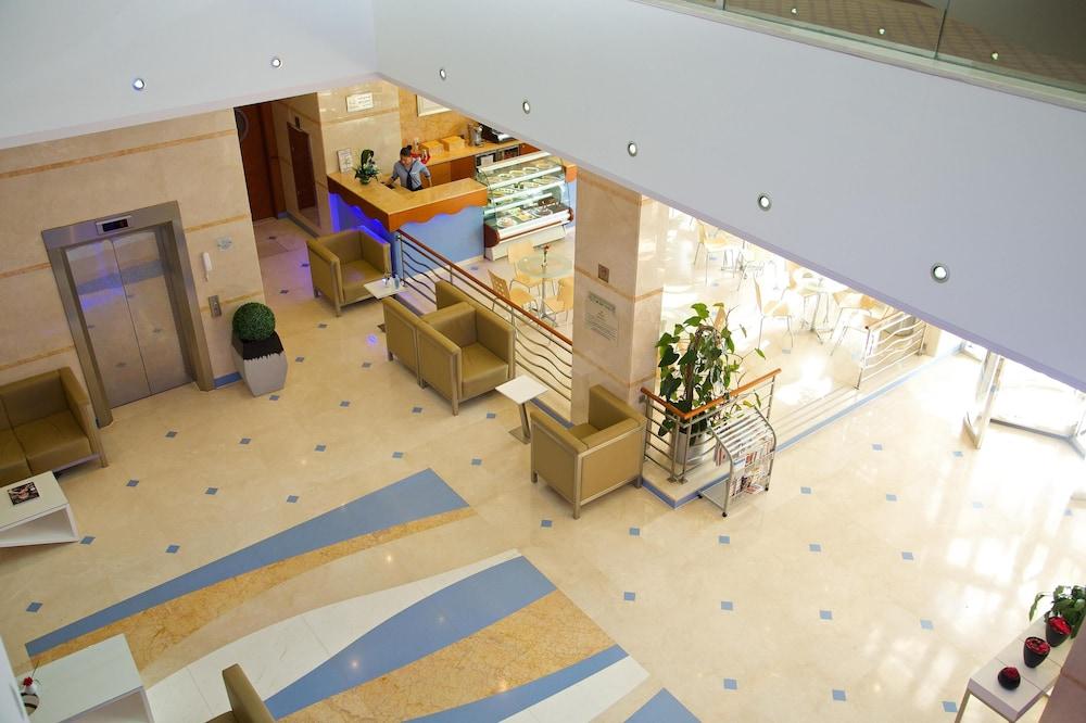 Lavender Hotel Sharjah - Reception