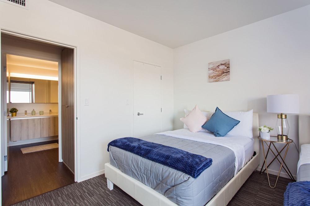 New Urban Downtown LA Luxury Apartment - Room