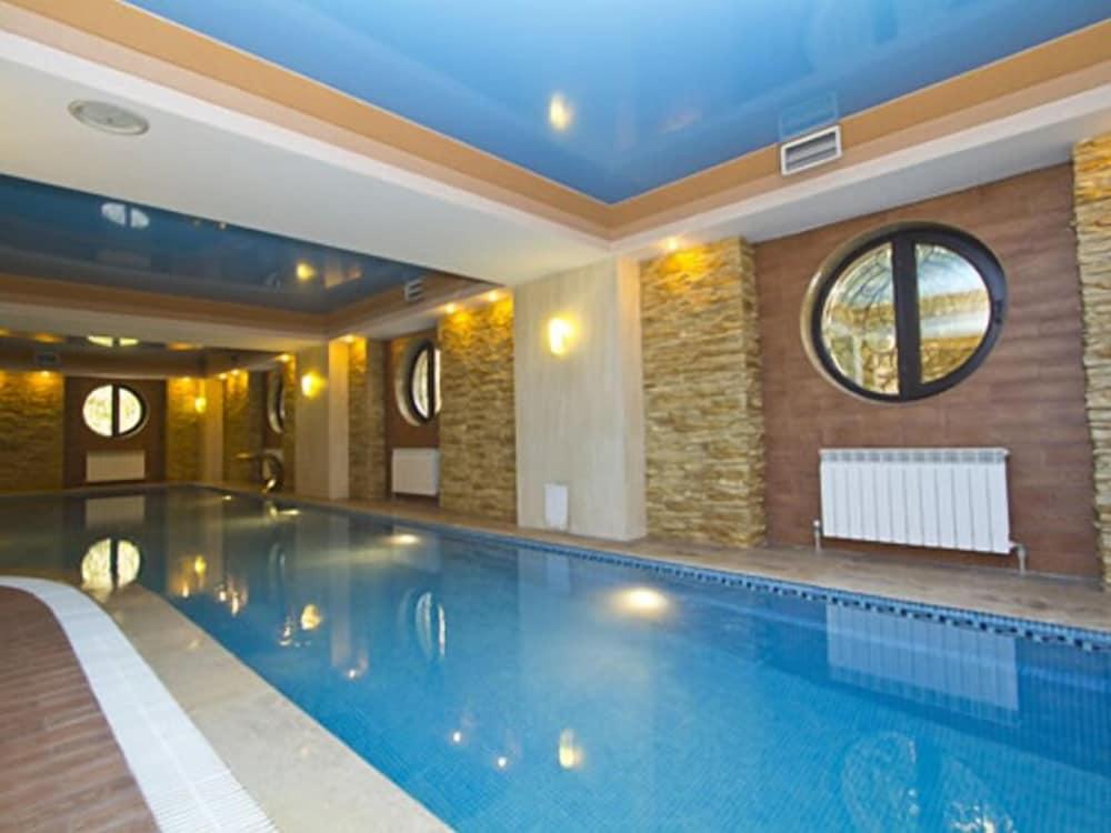 Hotel Kazzhol Almaty - Indoor Pool
